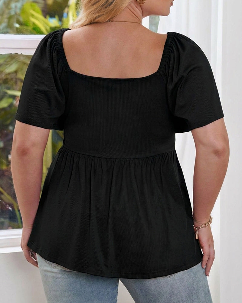 Plus Size Sweetheart Neck Short Sleeve Shirred Peplum Tops