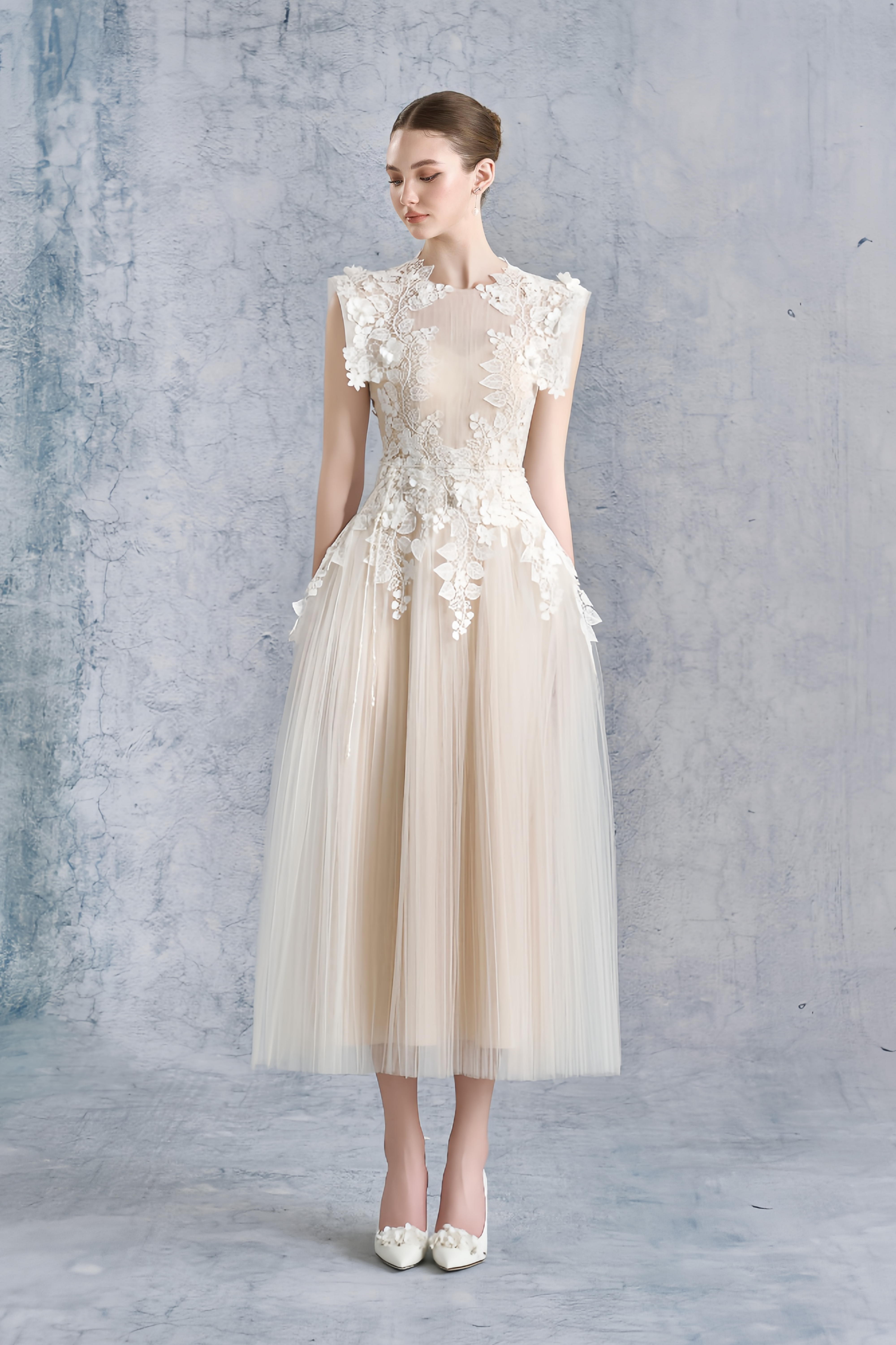 Annabelle Flower-appliqué Tulle Midi Dress (Without Belt)