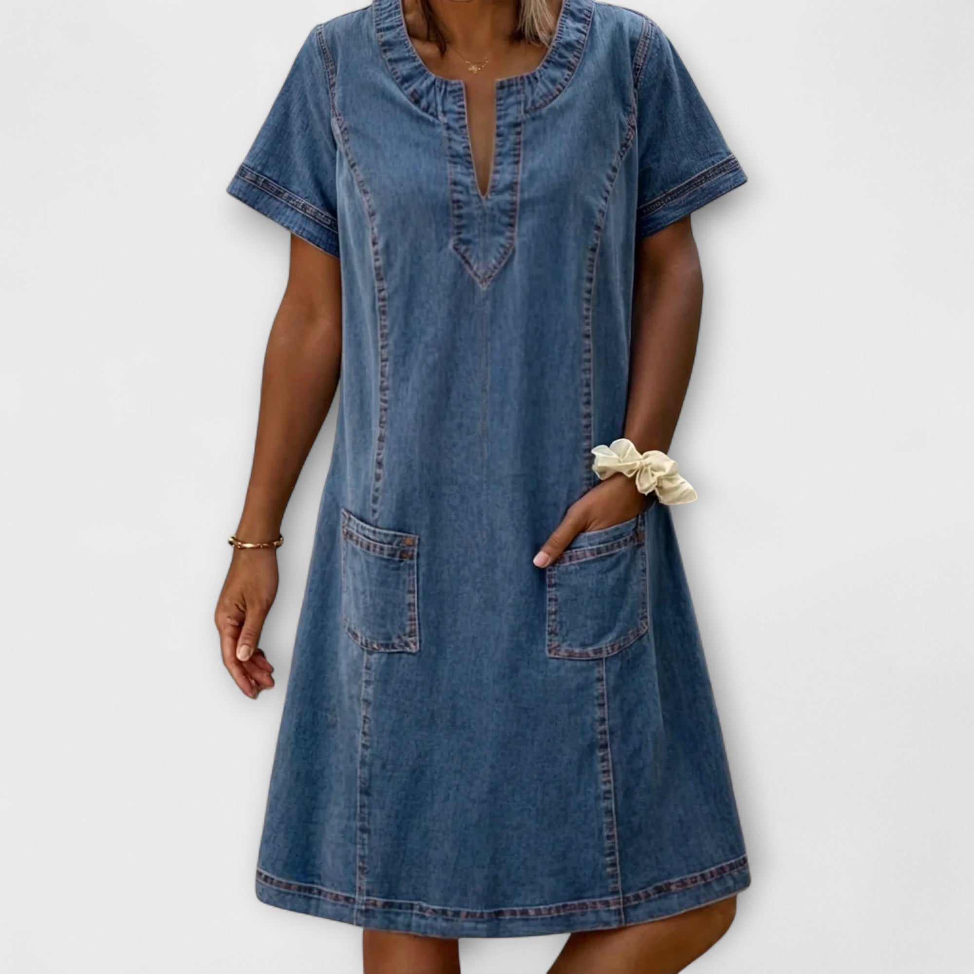 Mariss – Dress with flowing silhouette