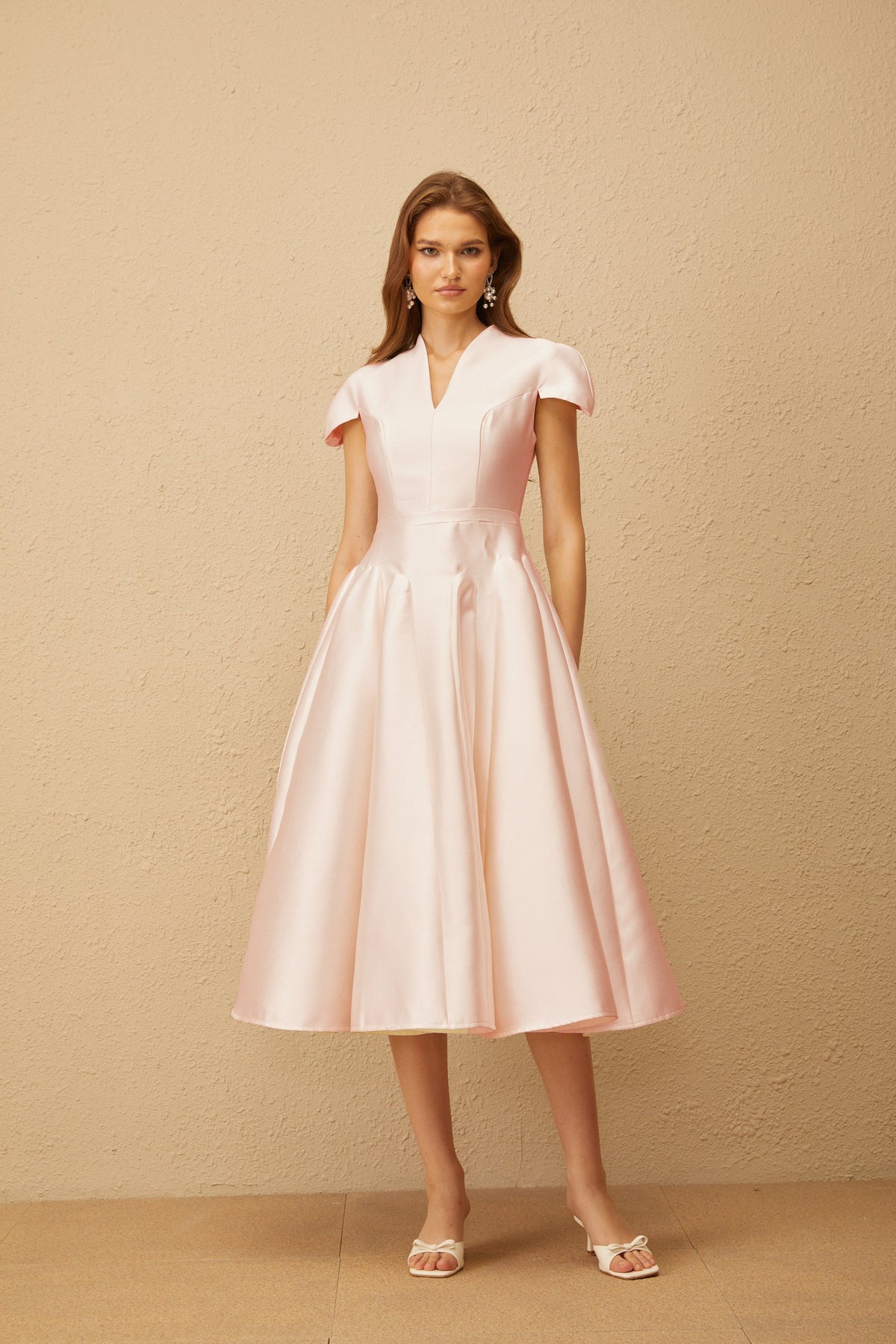 Aventin Pink Godet Design Midi Dress