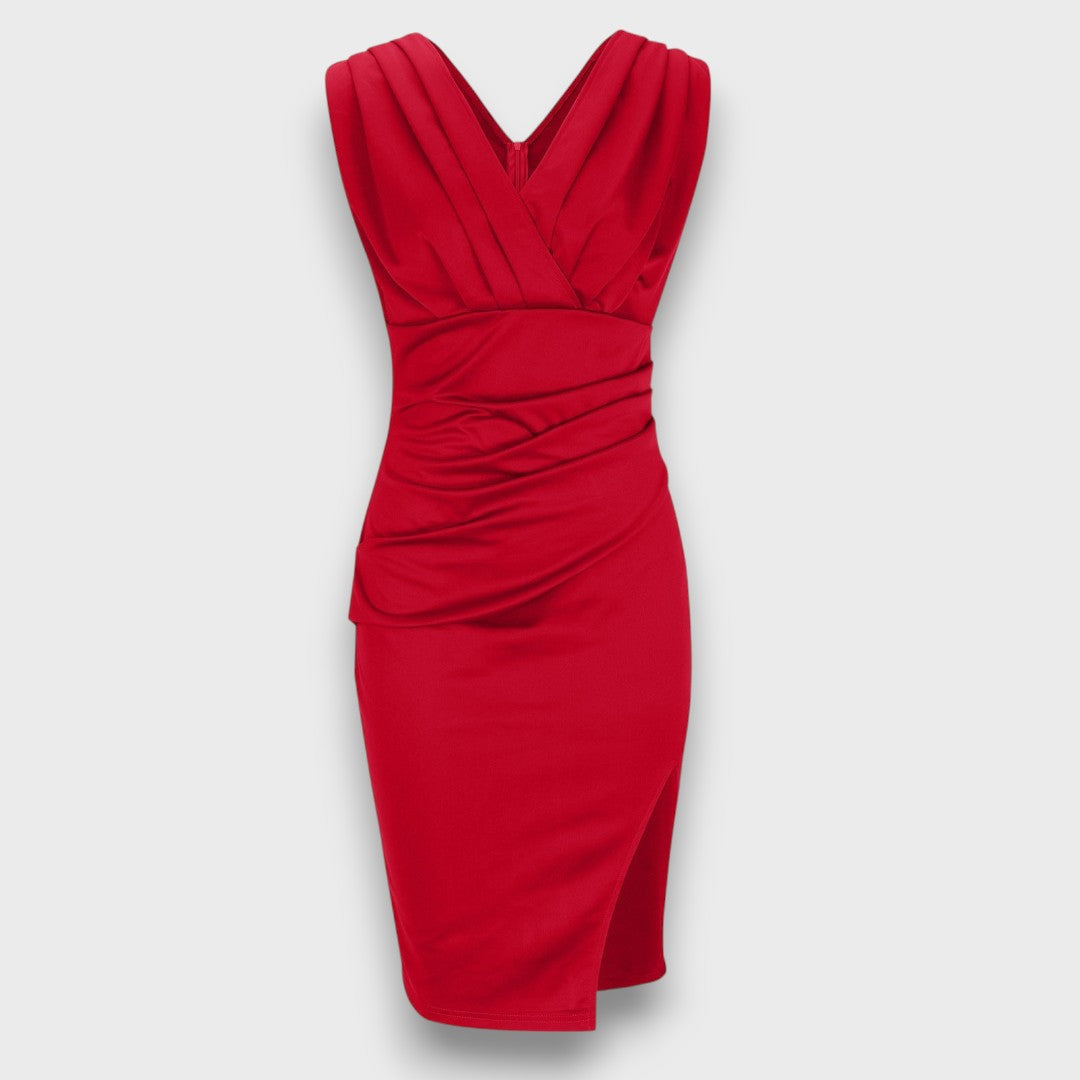 Adeliska – Figure-Hugging Dress with V-Neck and Slit