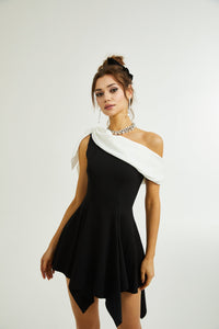 Émeline asymmetrical mini dress