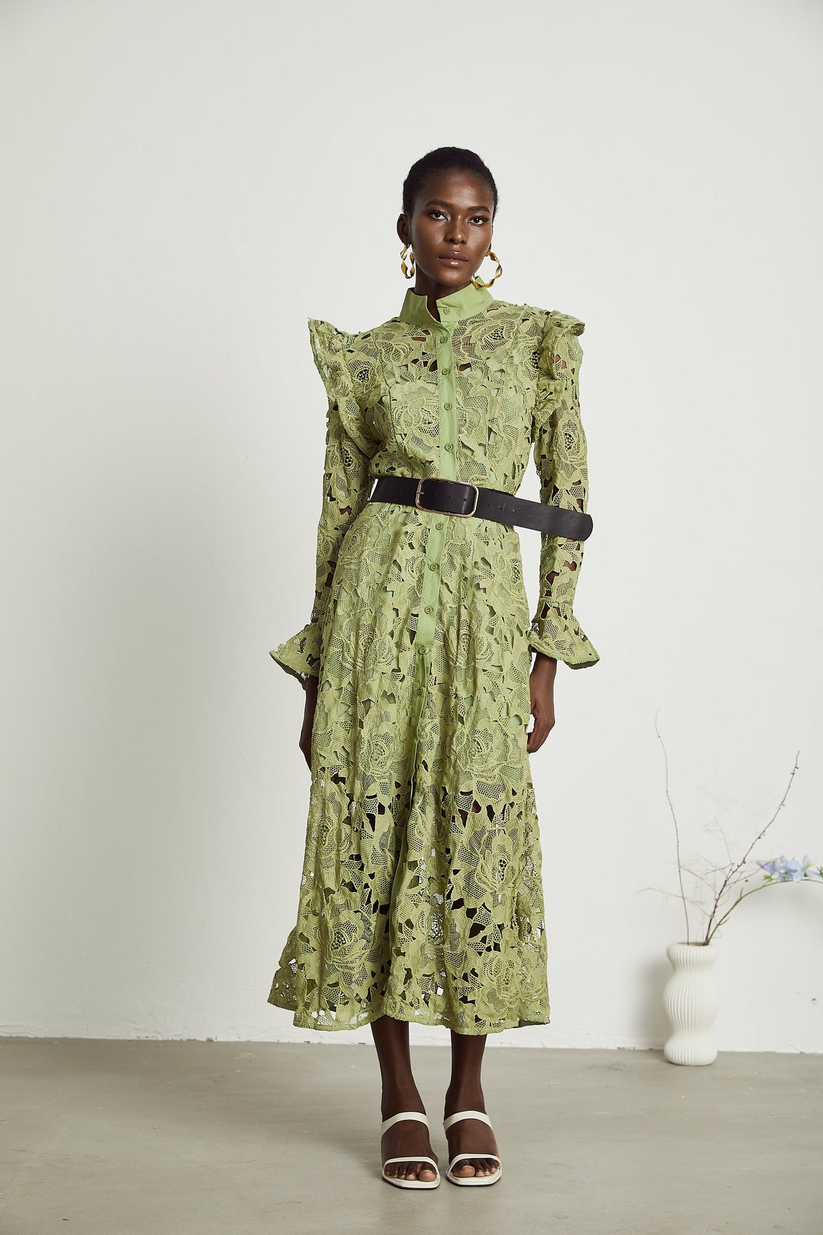 Noémie floral-embroidered midi dress in Green