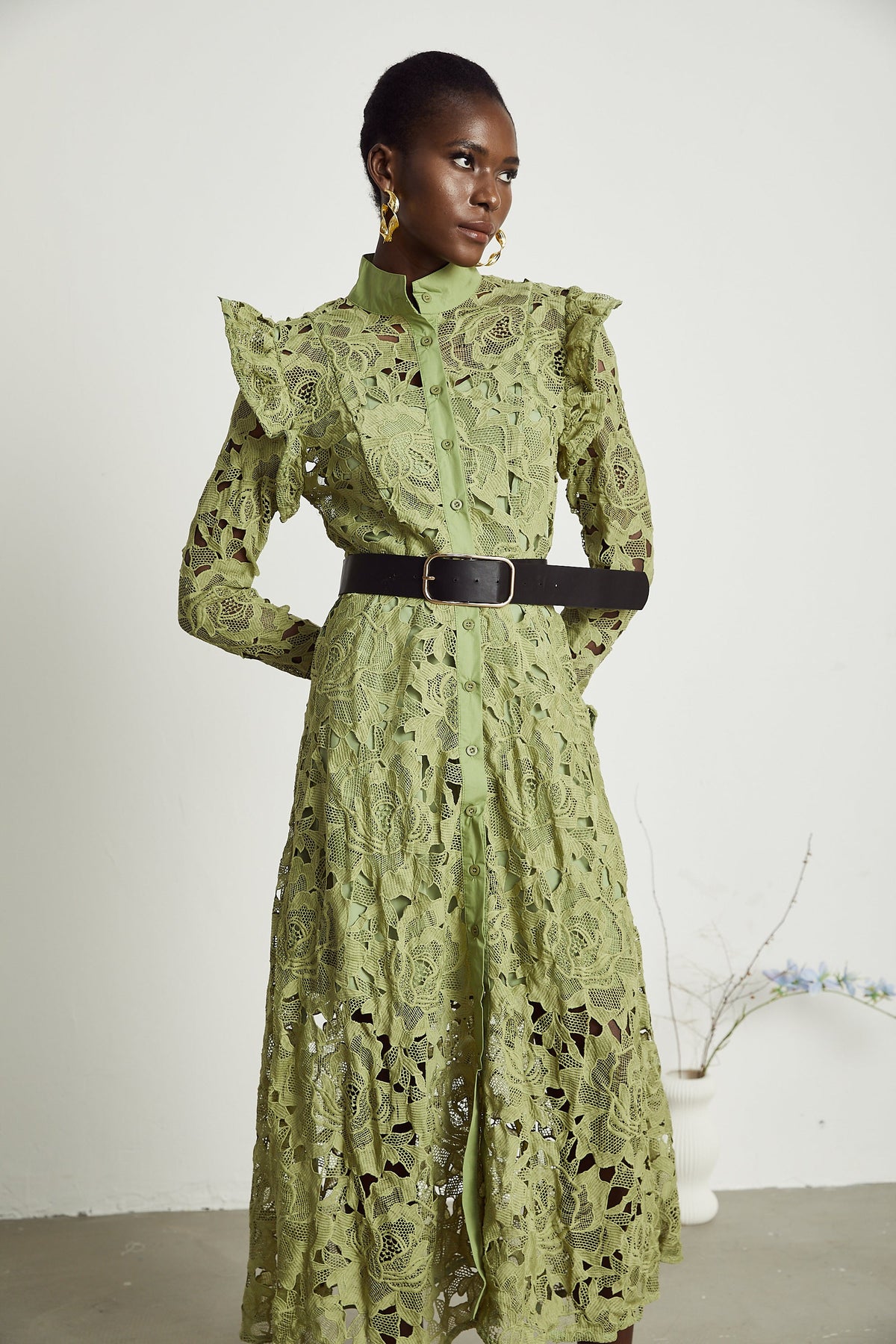Noémie floral-embroidered midi dress in Green