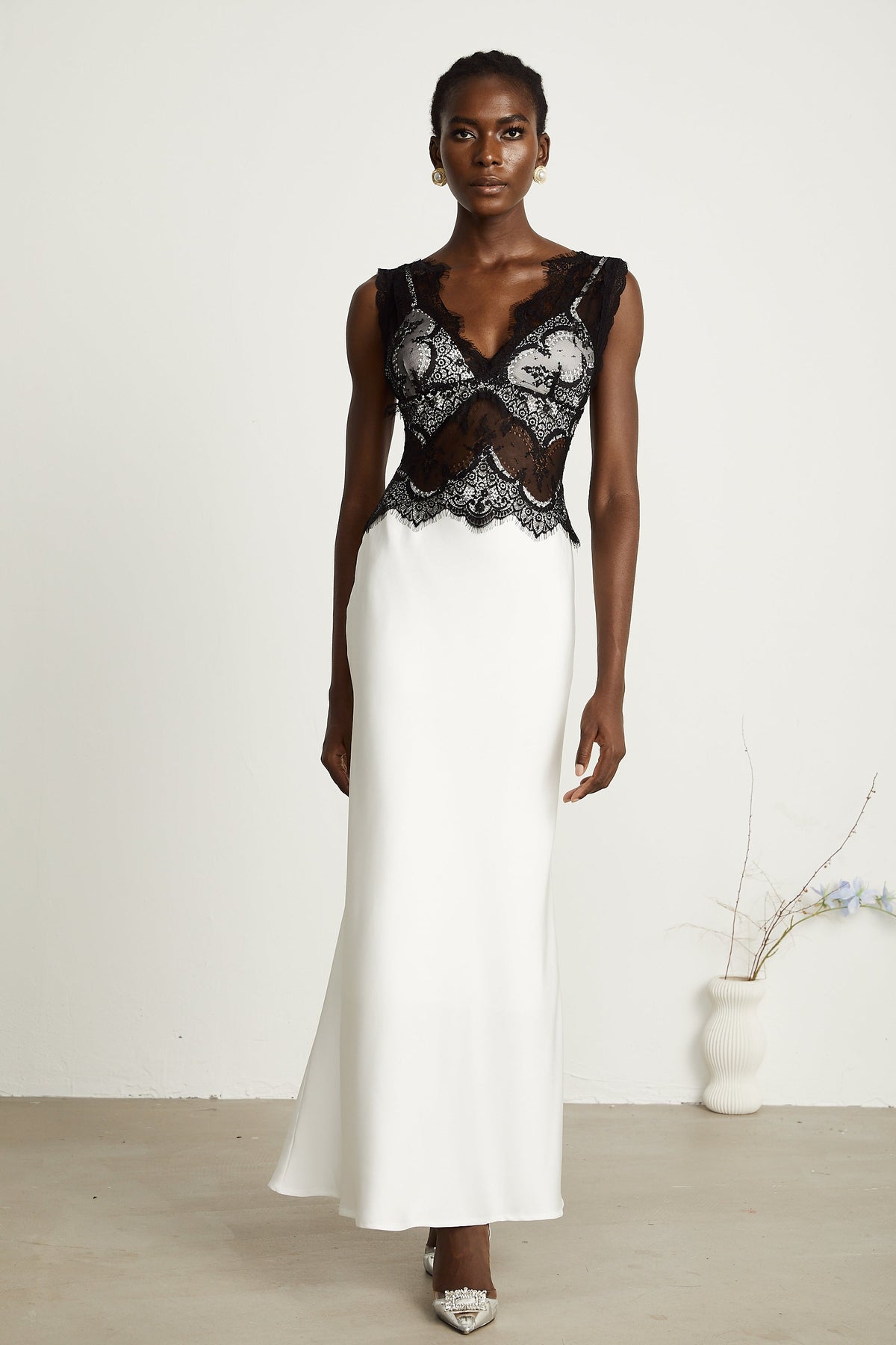 Éléonore Two Tone Lace Detail Maxi Dress