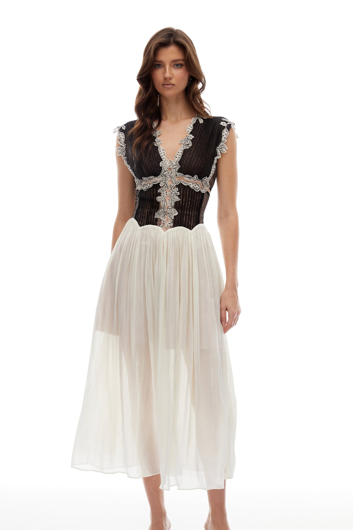 Modesty Color Block Floral Appliqué Midi Dress