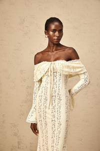 Émeline floral lace train-design maxi dress in Neutrals