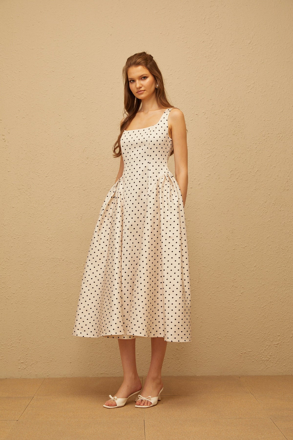 Geneviève White Polka Dot Midi Dress