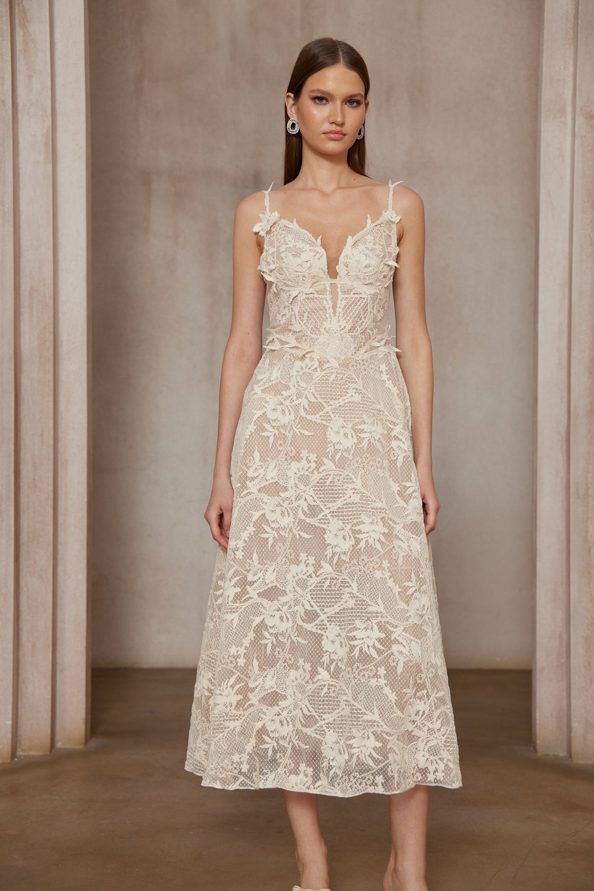 Amber White Sleeveless Floral Lace Midi Dress