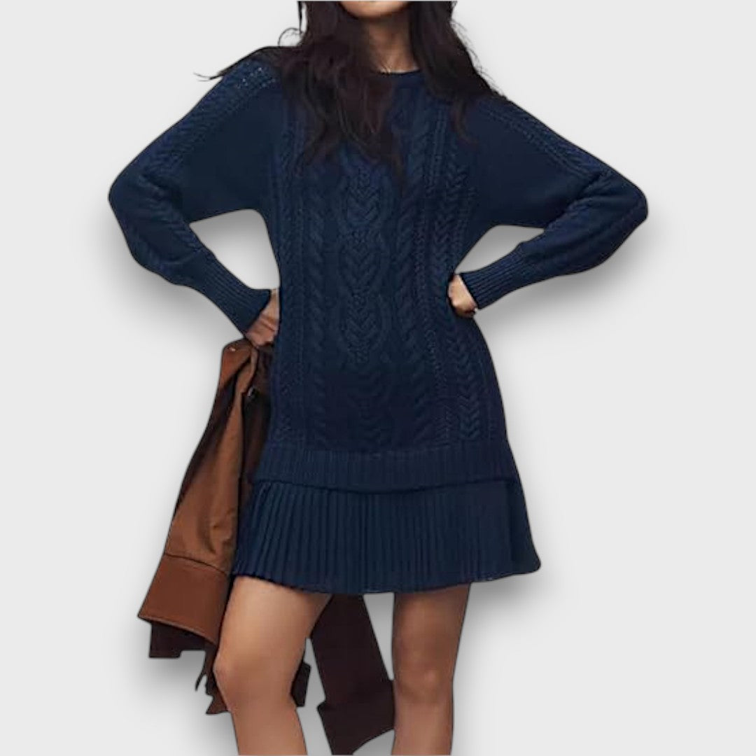 Clarisse – Knit Dress with pleated hem