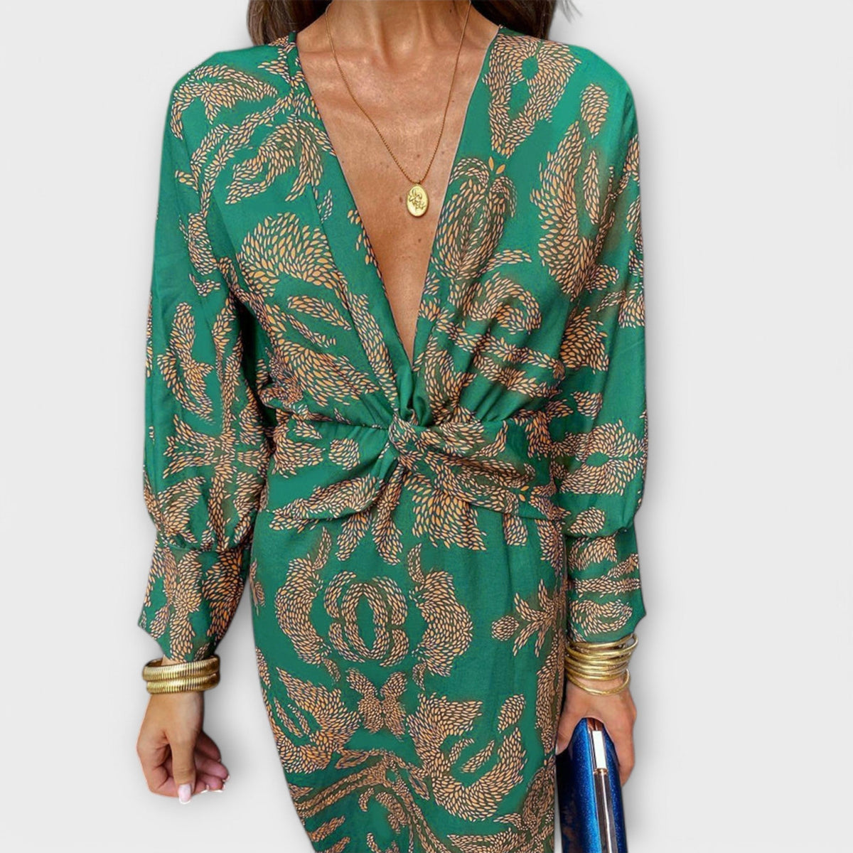 Noira – Maxi Dress with Knot and Print Accent