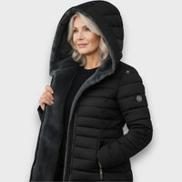 Elaiza – Cozy Timeless Hooded Jacket
