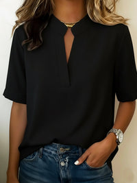 Élise — Elegant blouse with a refined collar | Bundle Deal