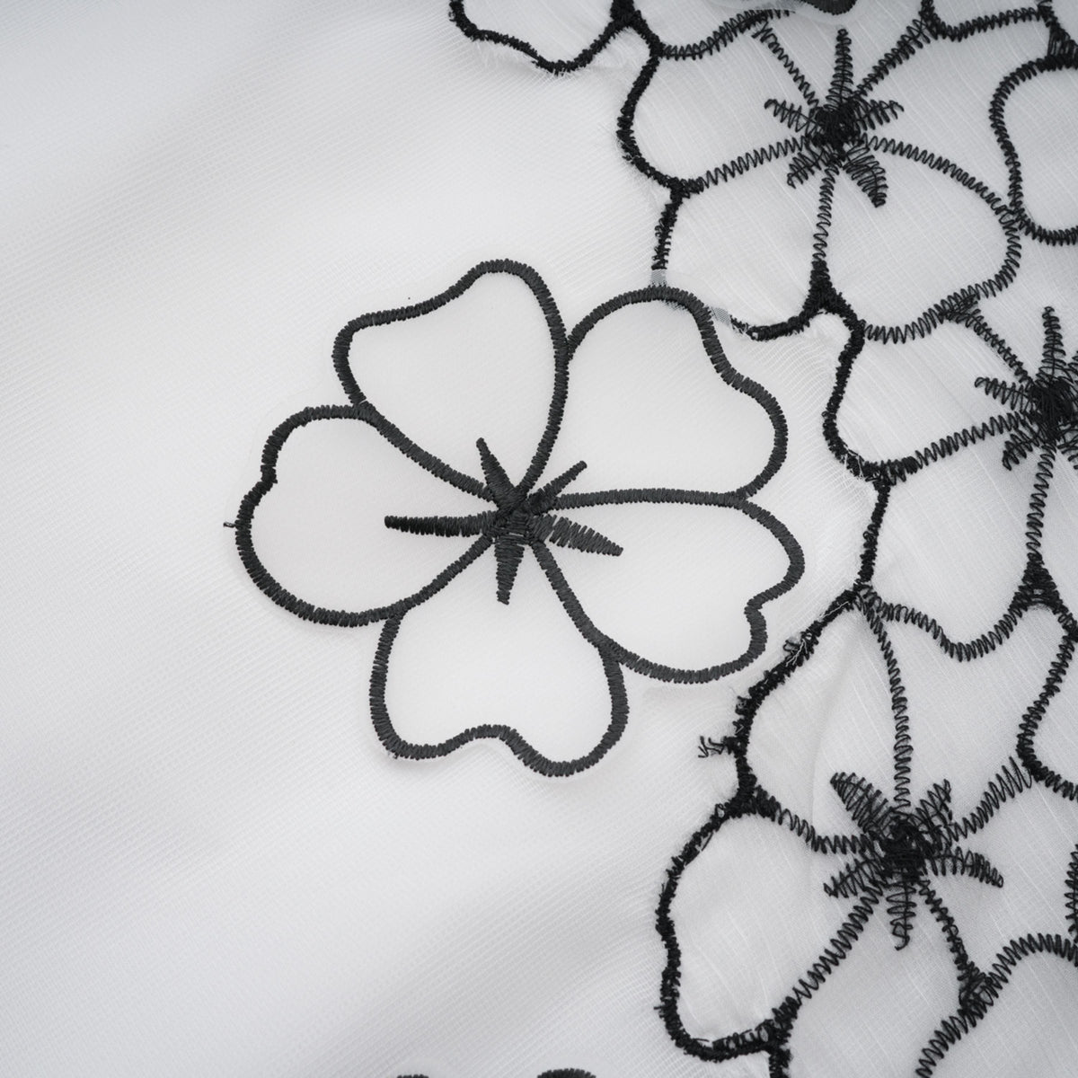 Yaelle White Floral Appliqué Tulle Midi Dress