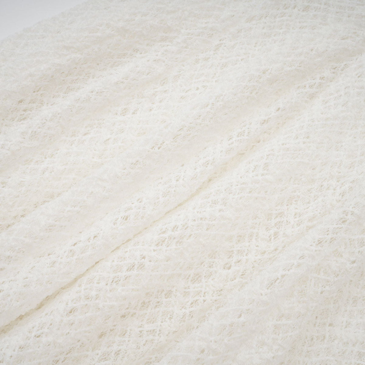 Athena wavy-pattern lace maxi dress in White