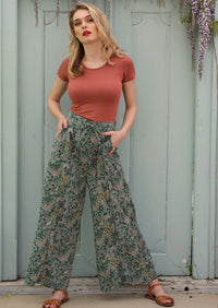 Janis Pant Sage