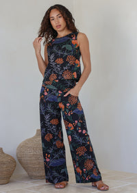 Remi Pant Queen Protea