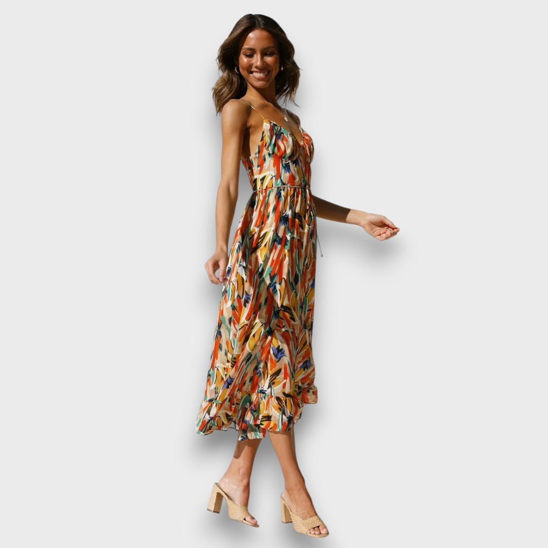 Solianne – Airy Strap Dress with Color Play