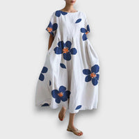 Nava – Airy Dress with Loose Silhouette