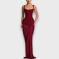 Leonara – Sculpted Maxi Dress with Quiet Elegance