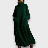 Renasha – Cozy High-Neck Relaxed Knit Dress