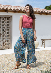 Jaya Pant Jasmine