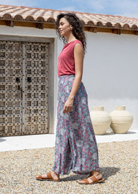 Jaya Pant Magnolia