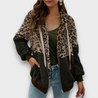 Lea – Cozy Leopard Hoodie
