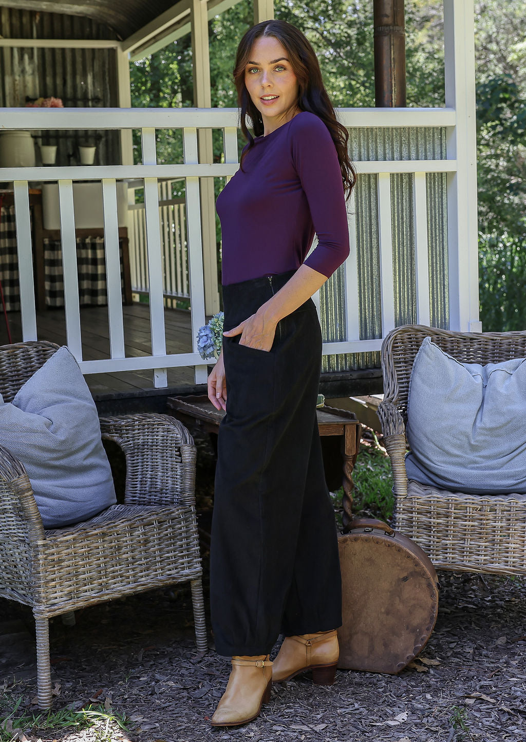 Nora Corduroy Pants Black