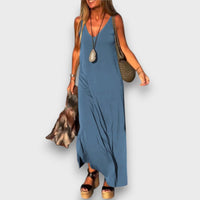 Solvida – Flowing Summer Dress with V-Neck